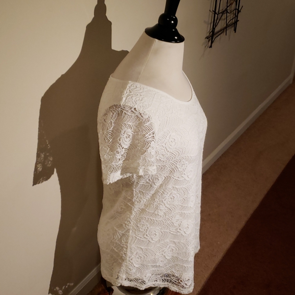 White Top - Picture 6 of 16